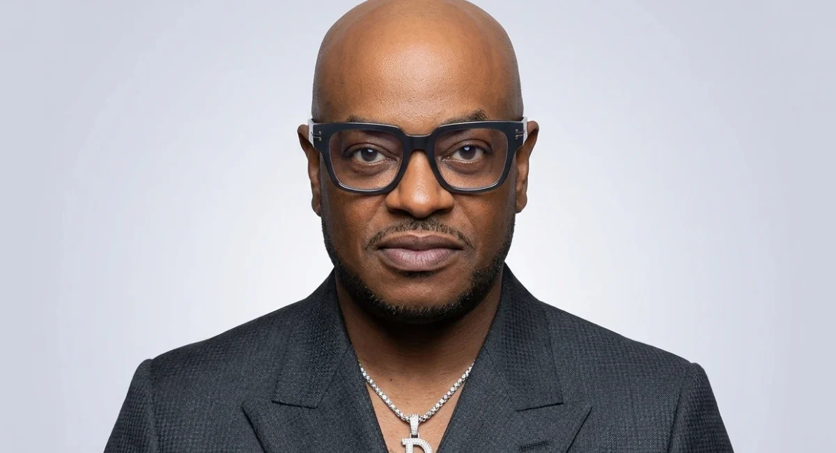 Tito Smith biography photo showing Teyana Taylor's private father